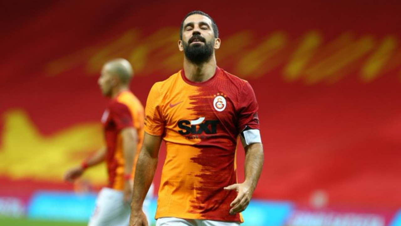 Galatasaraylılar başlarını dik tutsunlar