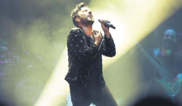 Tarkan'dan müjde: Dört yıldır çalıştığım bir pop albümü geliyor