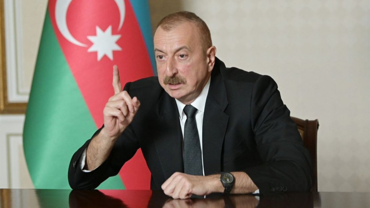 Ermenistan askeri araçları vuruldu!