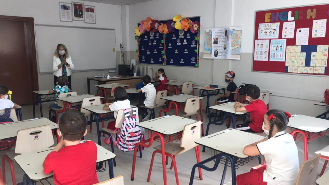 Dersler online, sınavlar yüz yüze