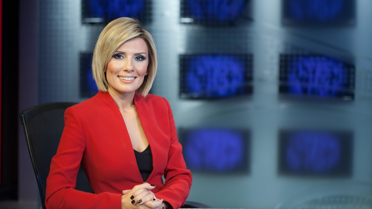 Ünlü sunucunun annesi taktığı maskeden zehirlendi