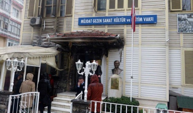 Müjdat Gezen Sanat Merkezi'ne saldırı sonrası provokatörlere gün doğdu!