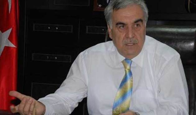 AK Partili siyasetçi kalp spazmı geçirdi, uçak acil iniş yaptı!