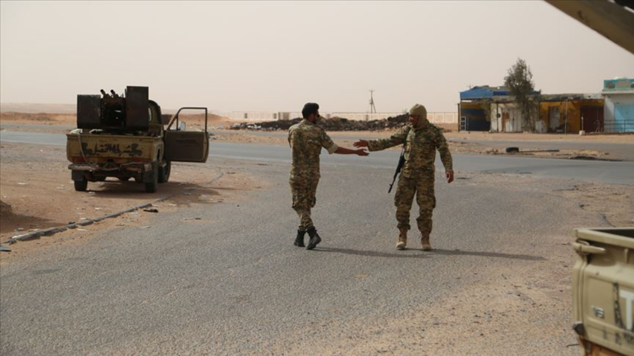 Sirte'de mahsur kalan Türkler kurtarıldı!