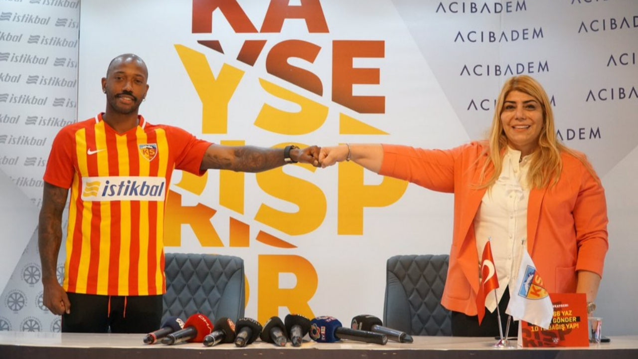 Manuel Fernandes resmen Kayserispor’da