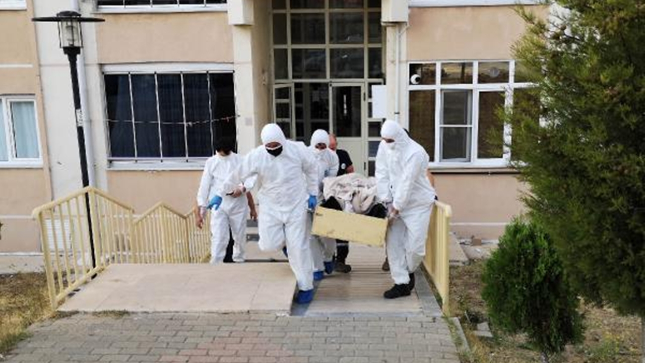 Koronavirüs korkusu nedeniyle yaşamını yitirdi
