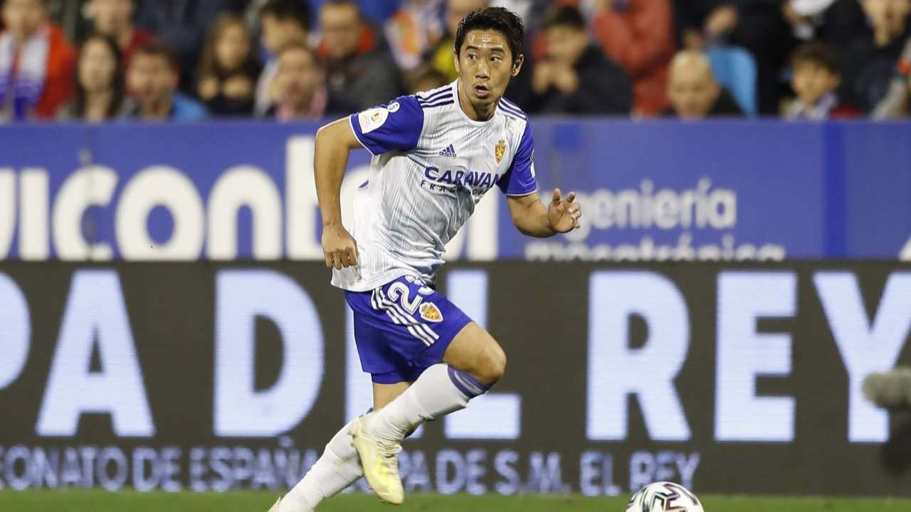 Real Zaragoza Kagawa'yı gönderdi