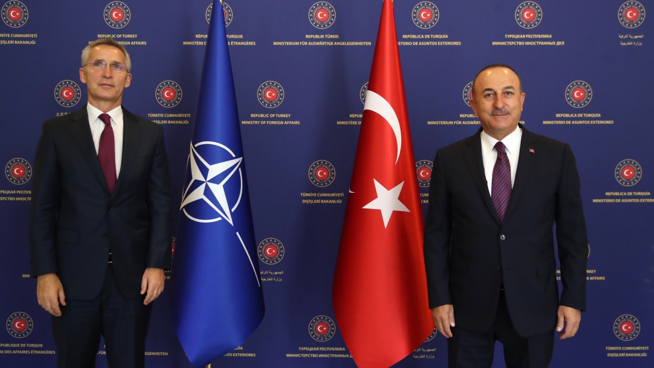 Bakan Çavuşoğlu: Ermenistan esasen savaş suçu işliyor