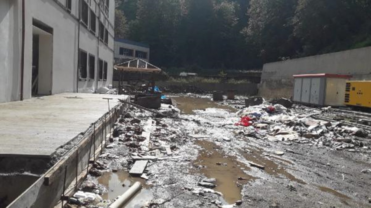 Rize sağanak ve sele teslim