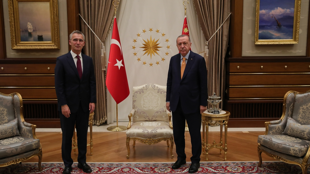 Erdoğan, Stoltenberg'i kabul etti