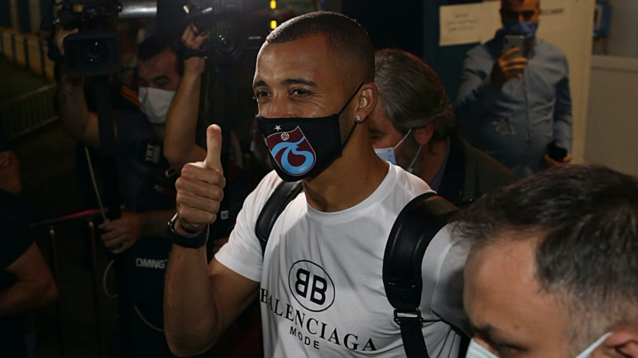Trabzonspor Vitor Hugo'nun tapusunu aldı