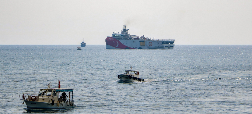 Oruç Reis Antalya Limanı'ndan ayrıldı