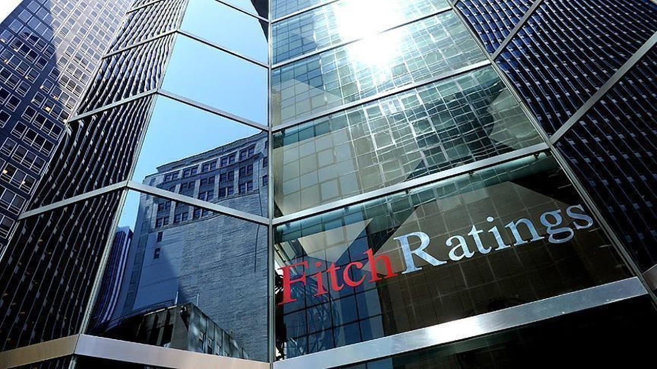Ermenistan'a bir kötü haber de Fitch'ten