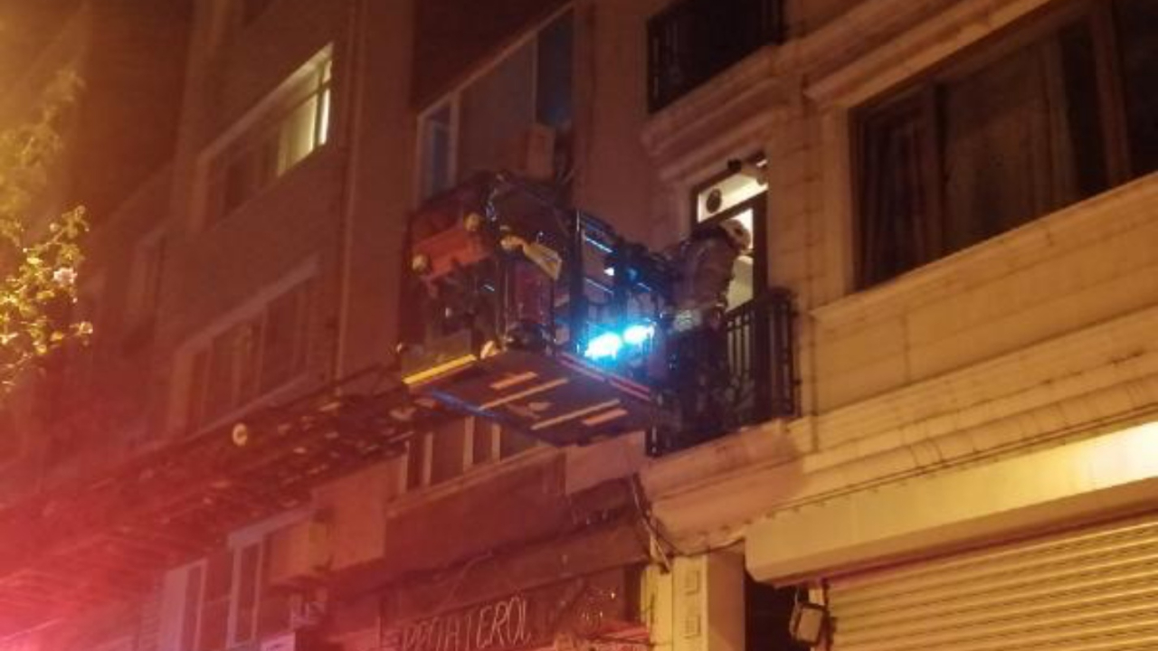 Kadının feryatları ekipleri alarma geçirdi