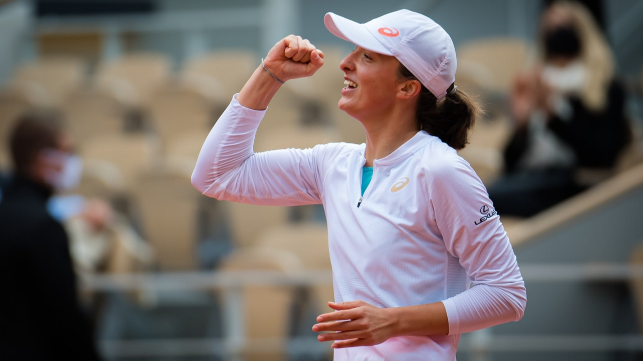 Roland Garros'ta zafer Iga Swaitek'in