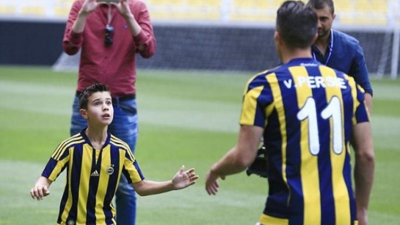 Shaqueel van Persie babasının izinde...