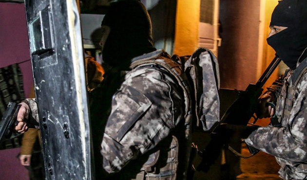 İstanbul'da şafak operasyonu: 13 kişi hakkında gözaltı kararı