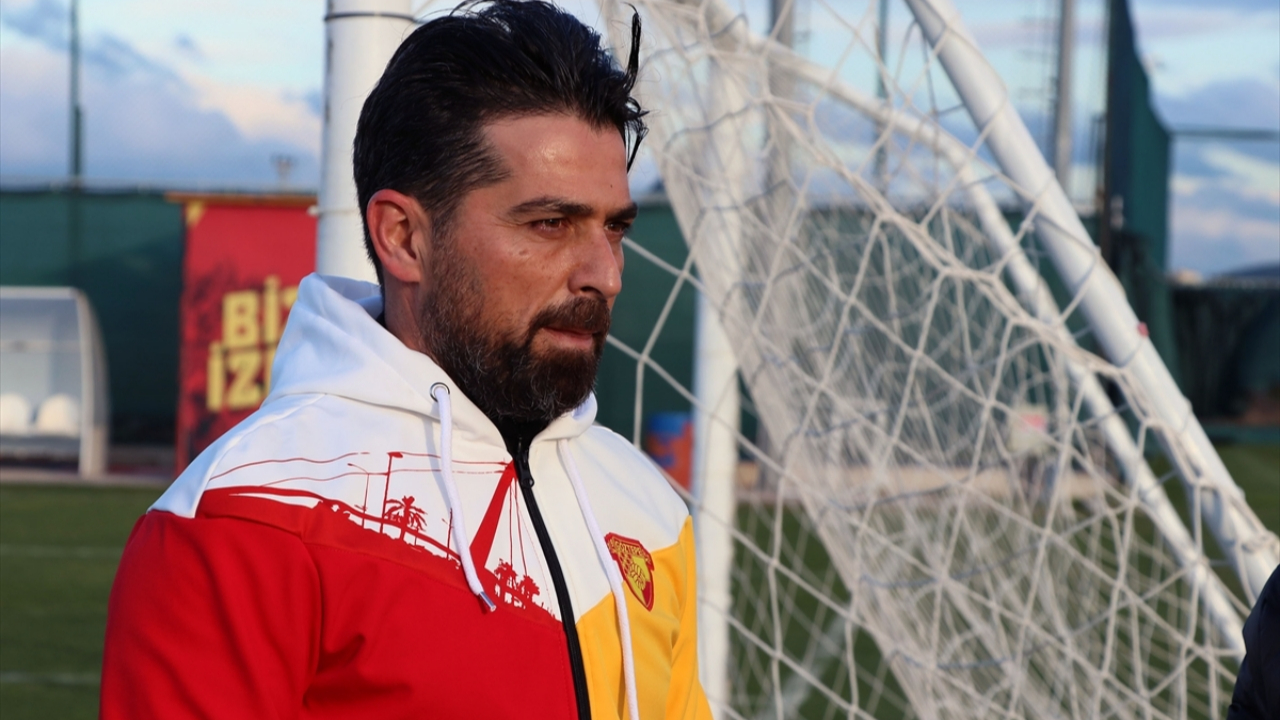 İlhan Palut: Fenerbahçe'yi yeneceğiz