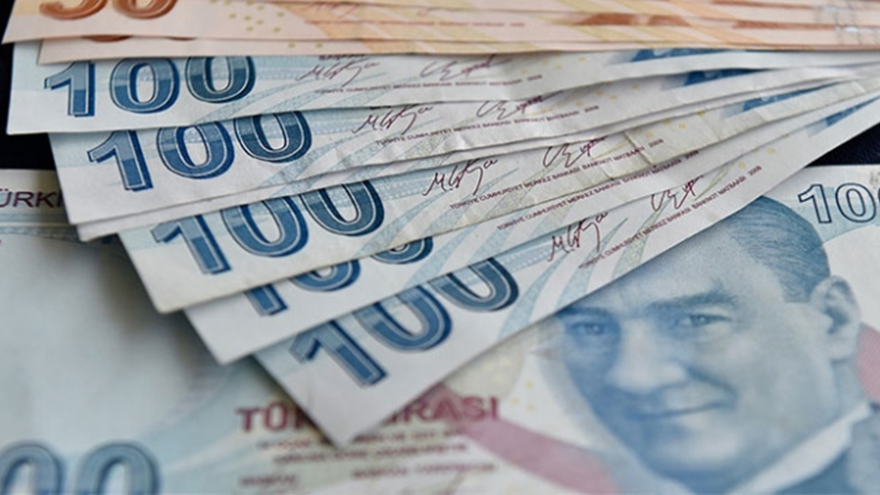 Emeklilere son 2 yılda 674,5 milyar lira aylık ödemesi