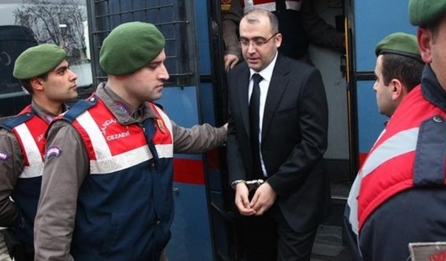 FETÖ davasında gergin anlar...