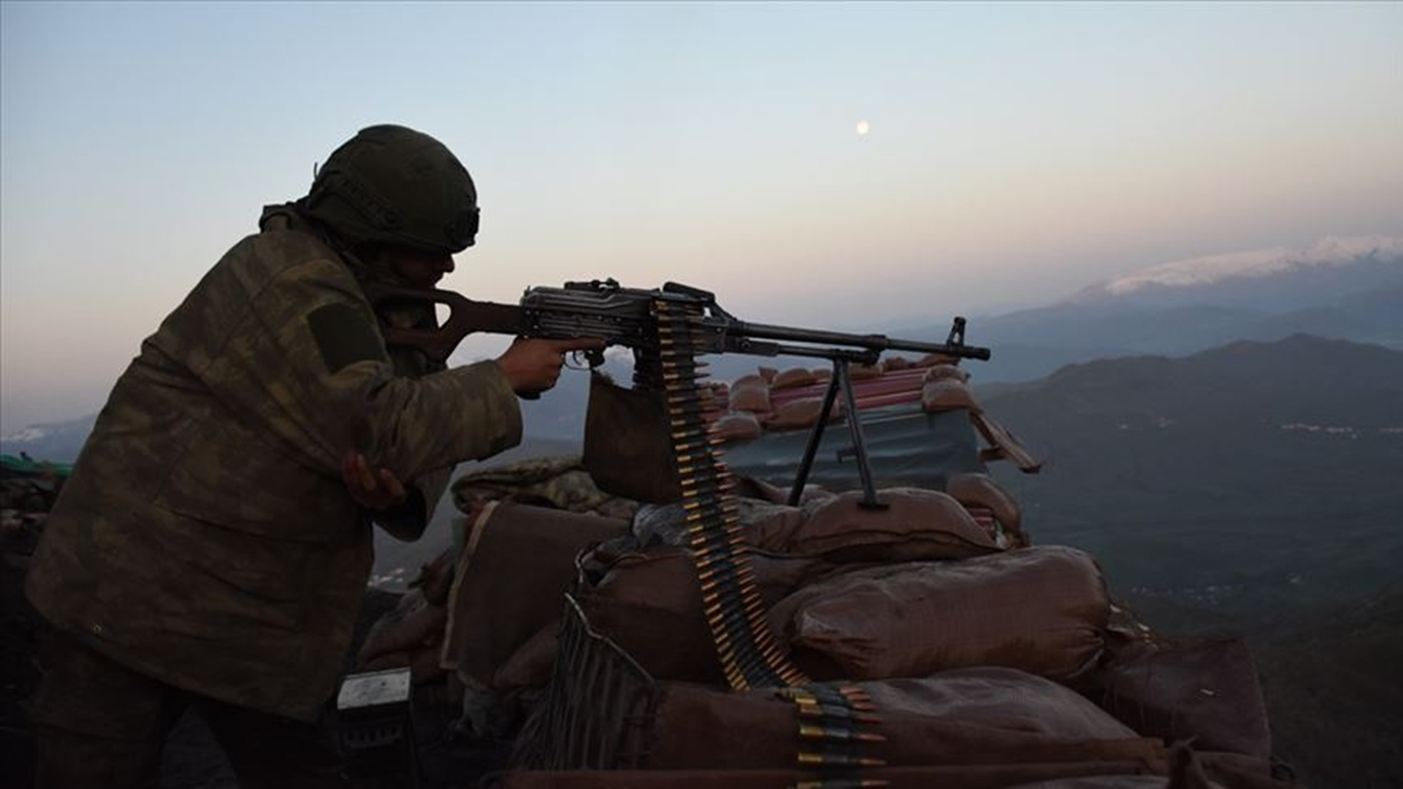 Şırnak'ta 5 terörist daha teslim oldu
