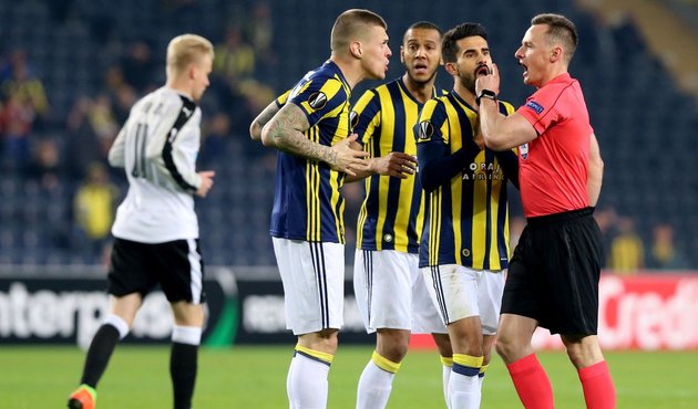 Fenerbahçe'nin yine net penaltısını yediler!
