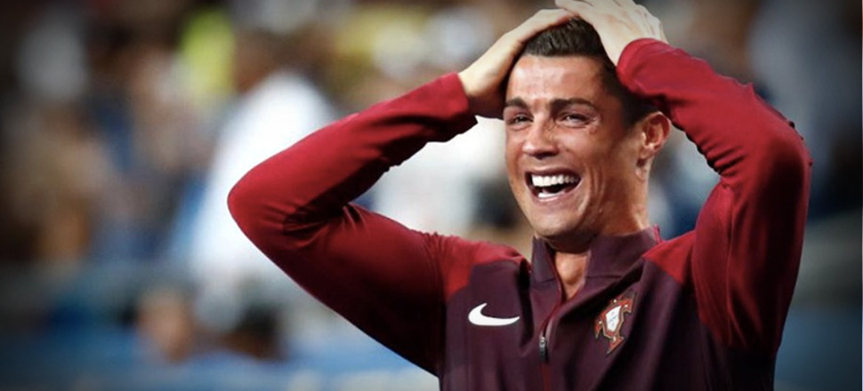 Cristiano Ronaldo koronavirüse yakalandı!