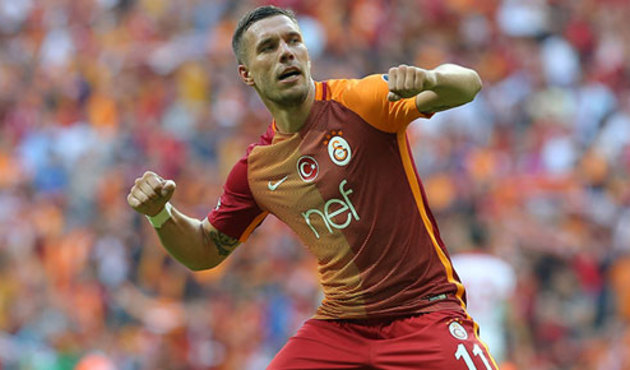 Podolski’den Fenerbahçe’ye UEFA göndermesi
