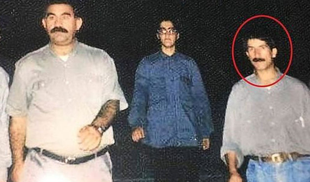 Mağarada kurşuna dizmişlerdi,   15 yıl sonra 'kahraman' ilan ettiler