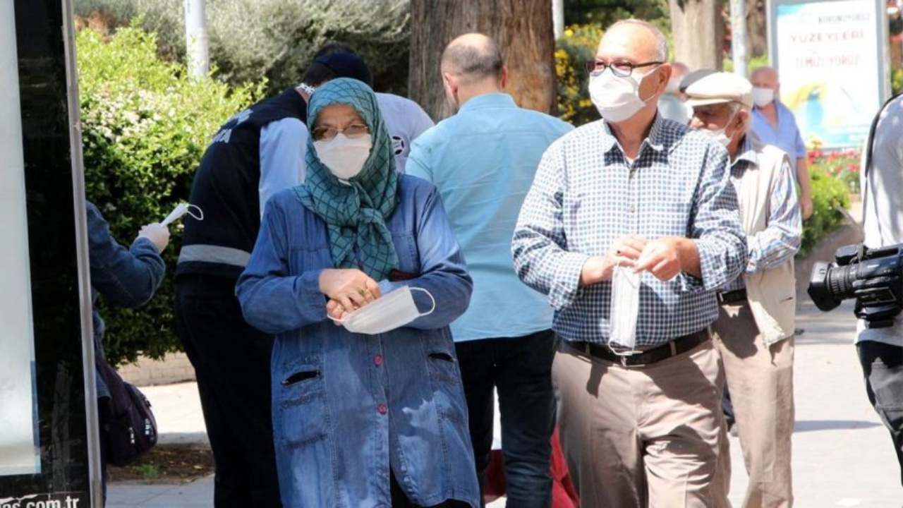Misafirliğe gitmek yasaklandı