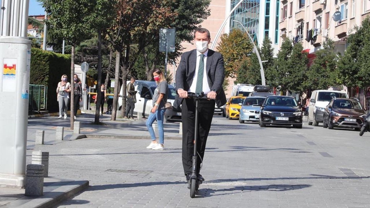 Başkan Ömer Arısoy'dan scooterlı denetim