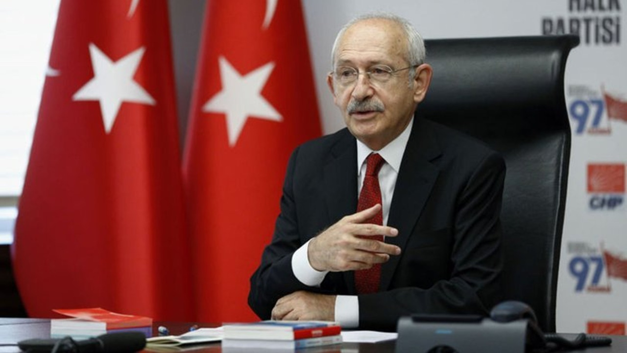 'Türkiye'nin beka sorunu gençlerini kaybetmesidir'