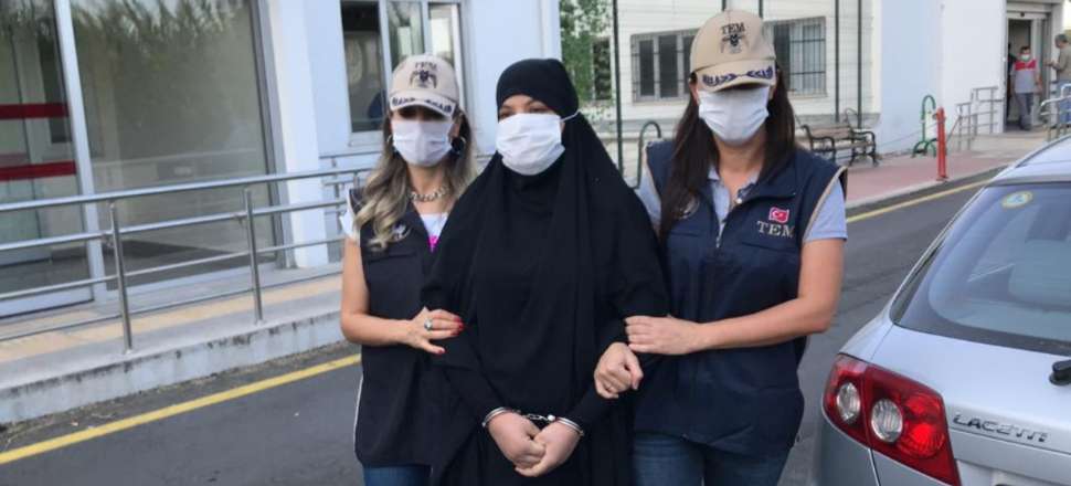 DEAŞ'lı kadın terörist Adana'da yakalandı