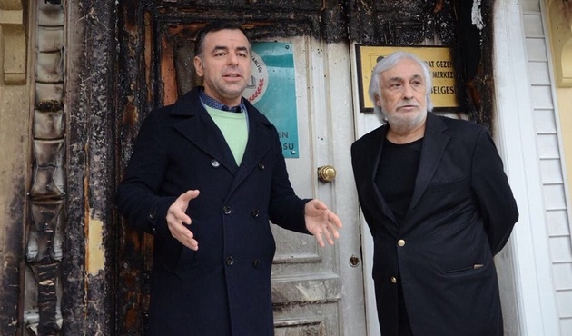 Esra Elönü alkollü bir provokatör üzerinden dindarları hedef gösteren Müjdat Gezen'e seslendi!