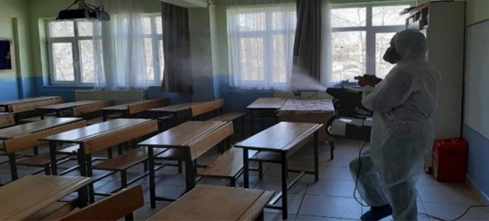 Çok sayıda öğrencide Kovid-19 bulundu