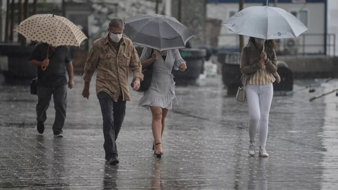 İstanbul'a sağanak yağış uyarısı