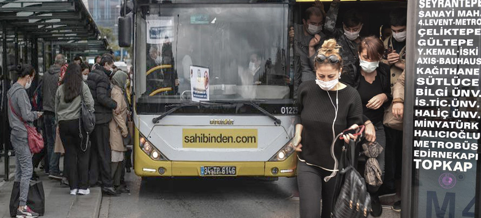 İstanbul'da toplu taşımada sosyal mesafe ihlali!