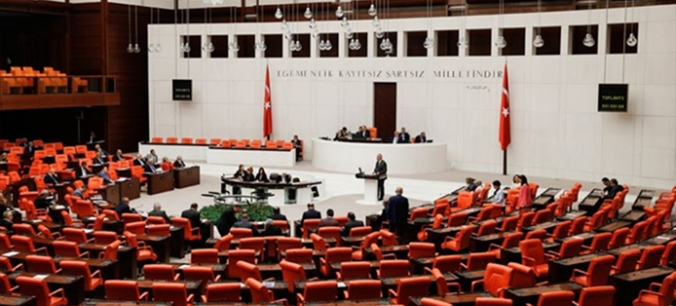 Alkollü içki satışına ilişkin düzenleme TBMM'den geçti