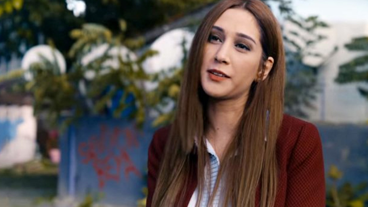 Zeynep Koçak erkek takipçisinin müstehcen mesajını ifşa etti!