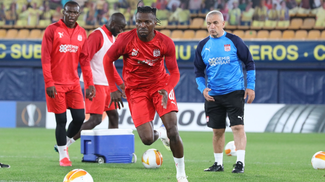 Sivasspor İspanya'da sürpriz yapabilir