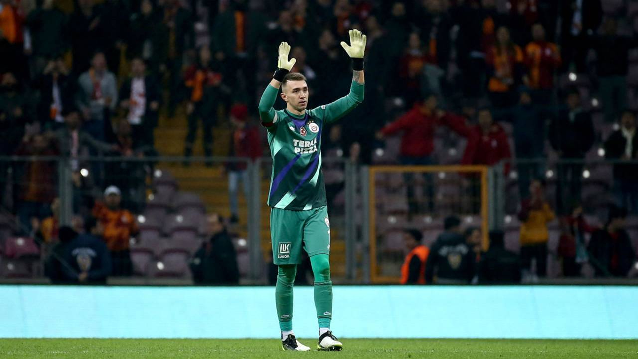 Galatasaray, Muslera'sız kayıp!