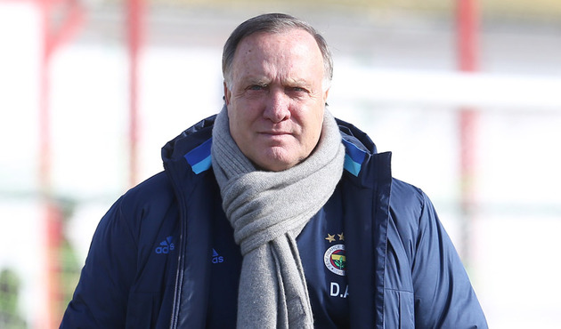 Advocaat scout ekibini 'kovun' dedi!