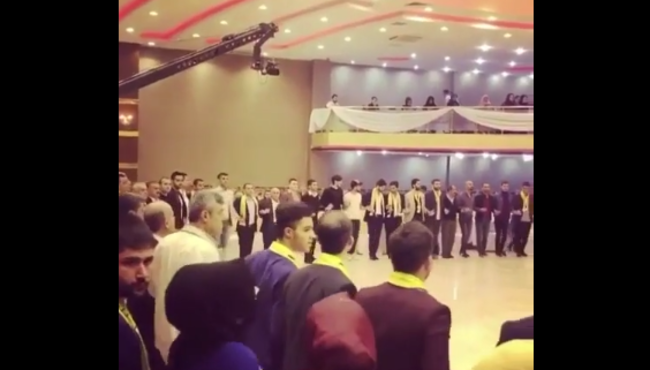 Sülale boyu Fenerbahçeli ailenin düğününde bakın neler oldu!