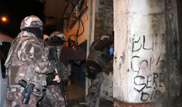 Beyoğlu'nda Özel Harekat polisli uyuşturucu operasyonu