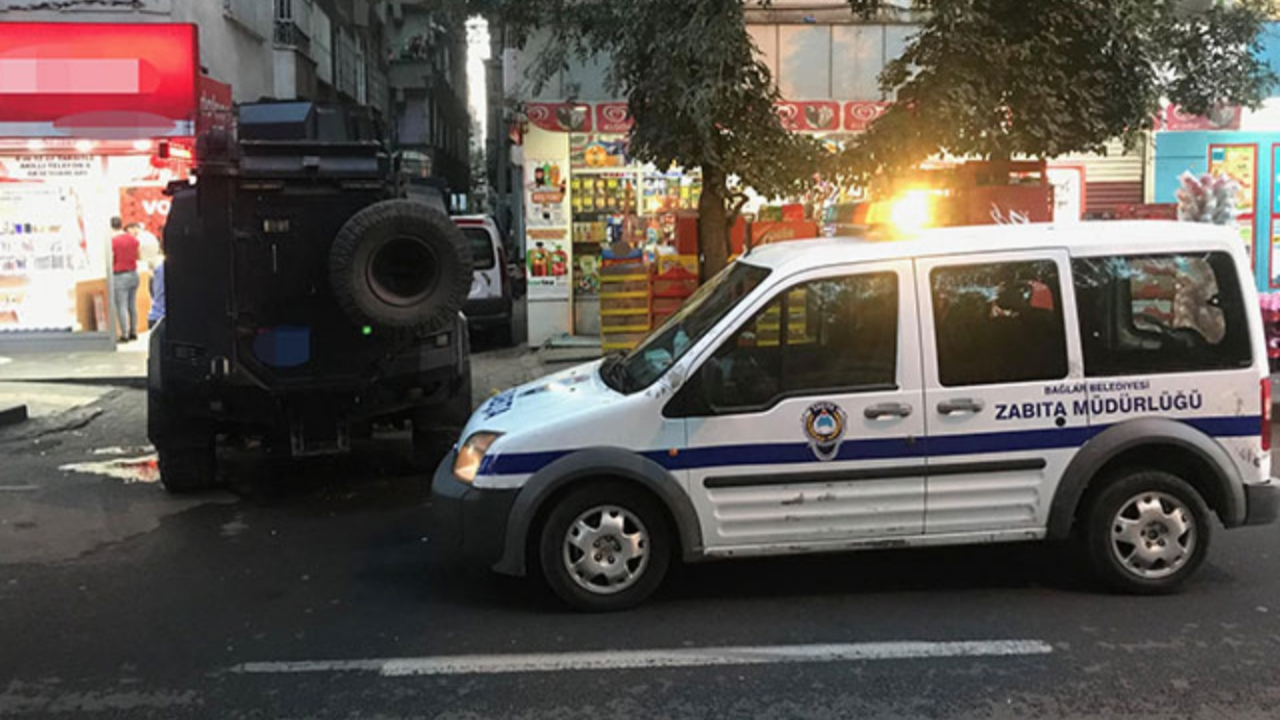 Koronalı kişi komşusunun çocuğuna tükürdü