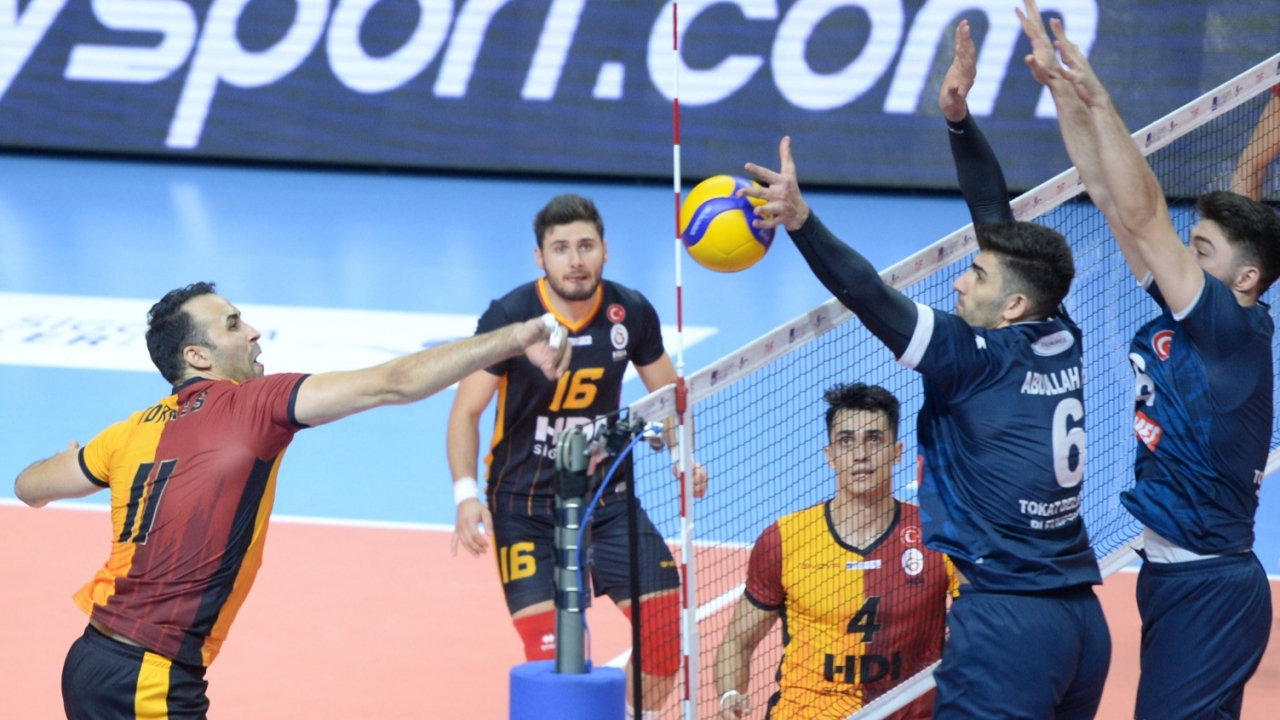 Galatasaray HDI Sigorta'ya evinde 5 setlik Tokat!