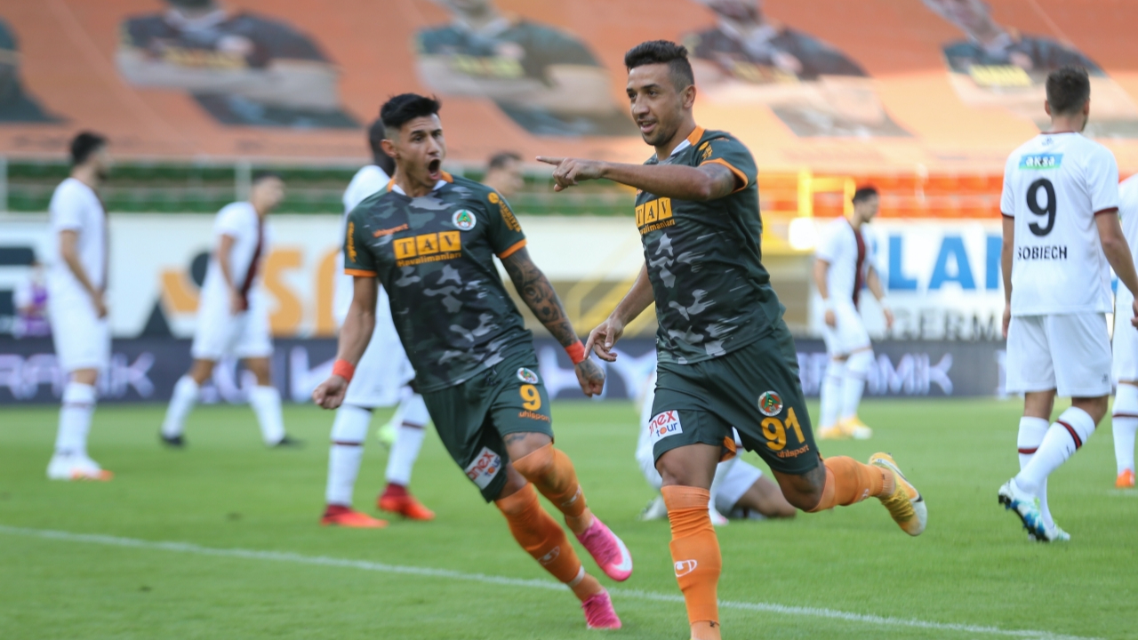 Aytemiz Alanyaspor'un son kurbanı Fatih Karagümrük