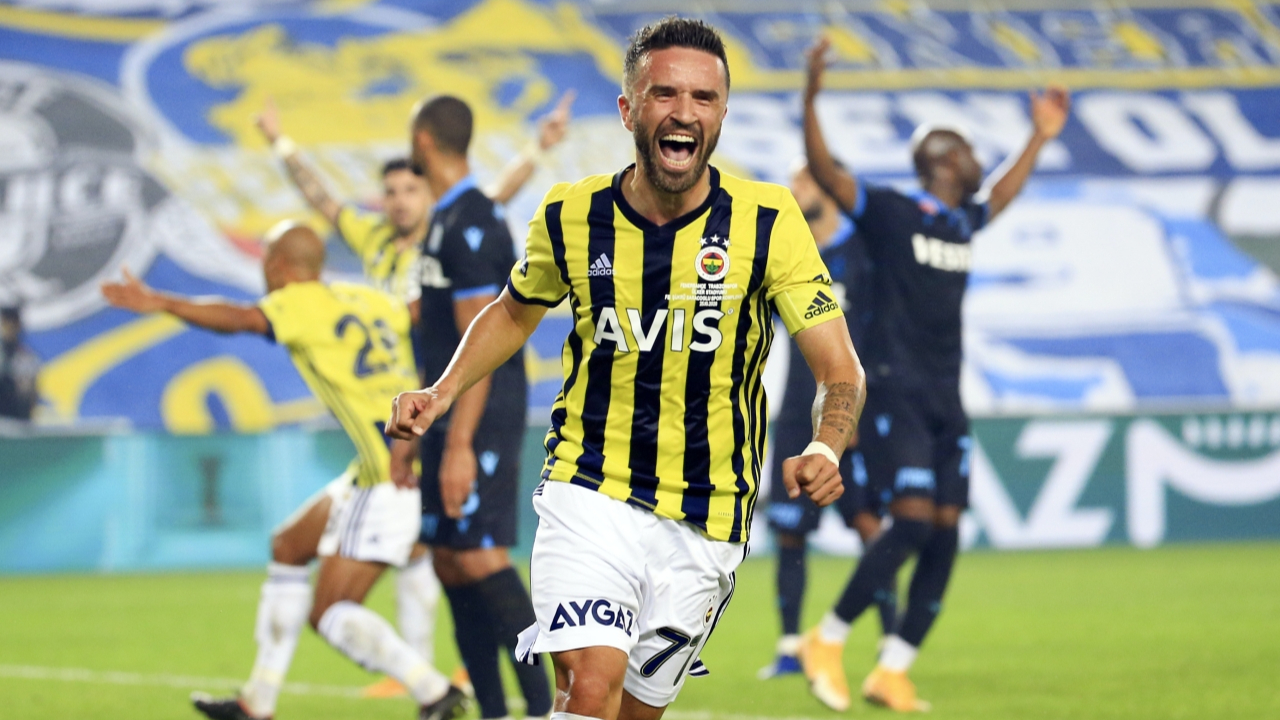 Fenerbahçe'den Trabzonspor derbisinde müthiş geri dönüş