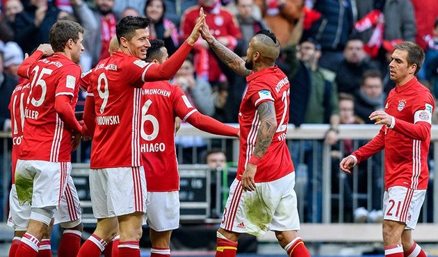 Bayern Hamburg'a yine acımadı! Bu sefer 8 golle gönderdiler!