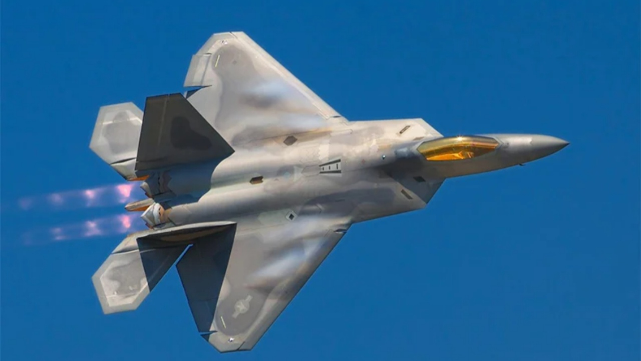 BAE'ye F-35 onayı verip ABD'den F-22 istedi